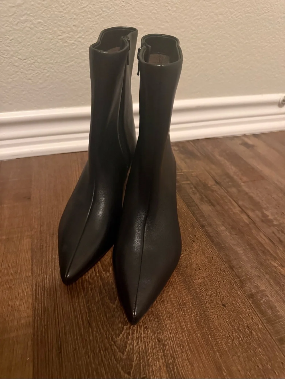ANTONIO MELANI Black Pointed Toe Ankle Booties